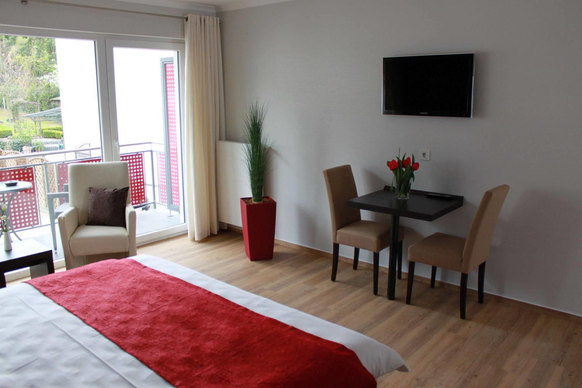 Feriendomizil Am Lindenplatz Otel Bullay Dış mekan fotoğraf