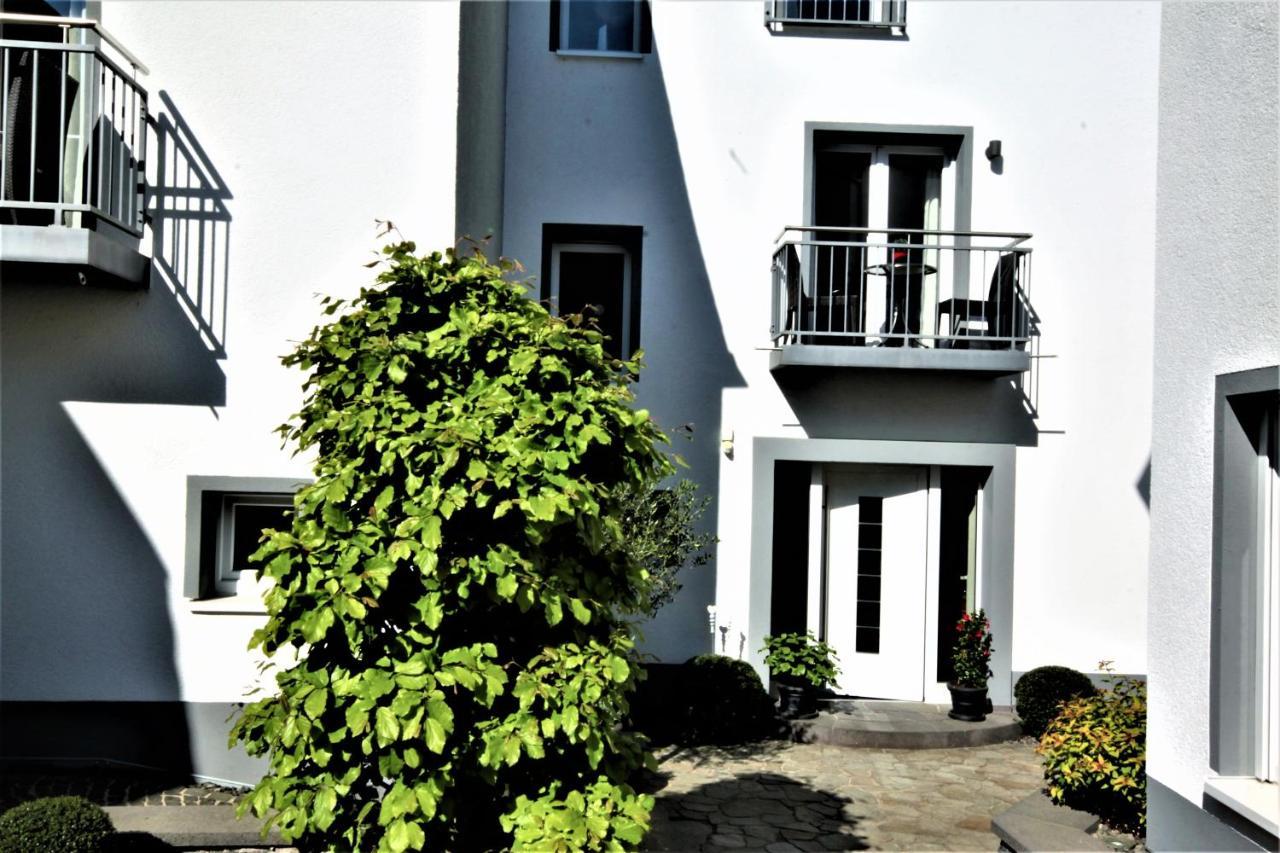 Feriendomizil Am Lindenplatz Otel Bullay Dış mekan fotoğraf